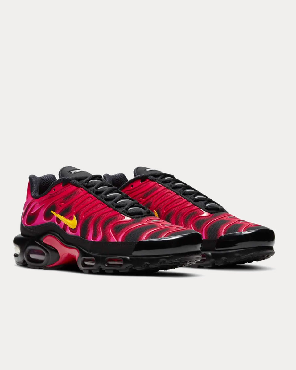 Supreme x nike air max plus fire pink new arrivals