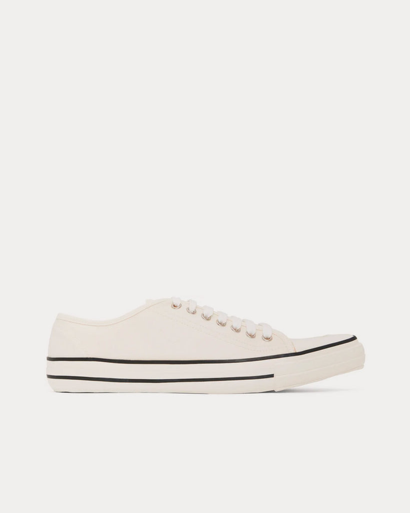 Pointed White Low Top Sneakers