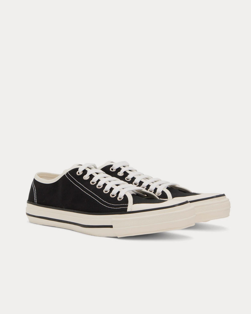 Pointed Black Low Top Sneakers