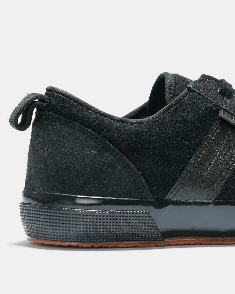 3420 Mil Black Low Top Sneakers