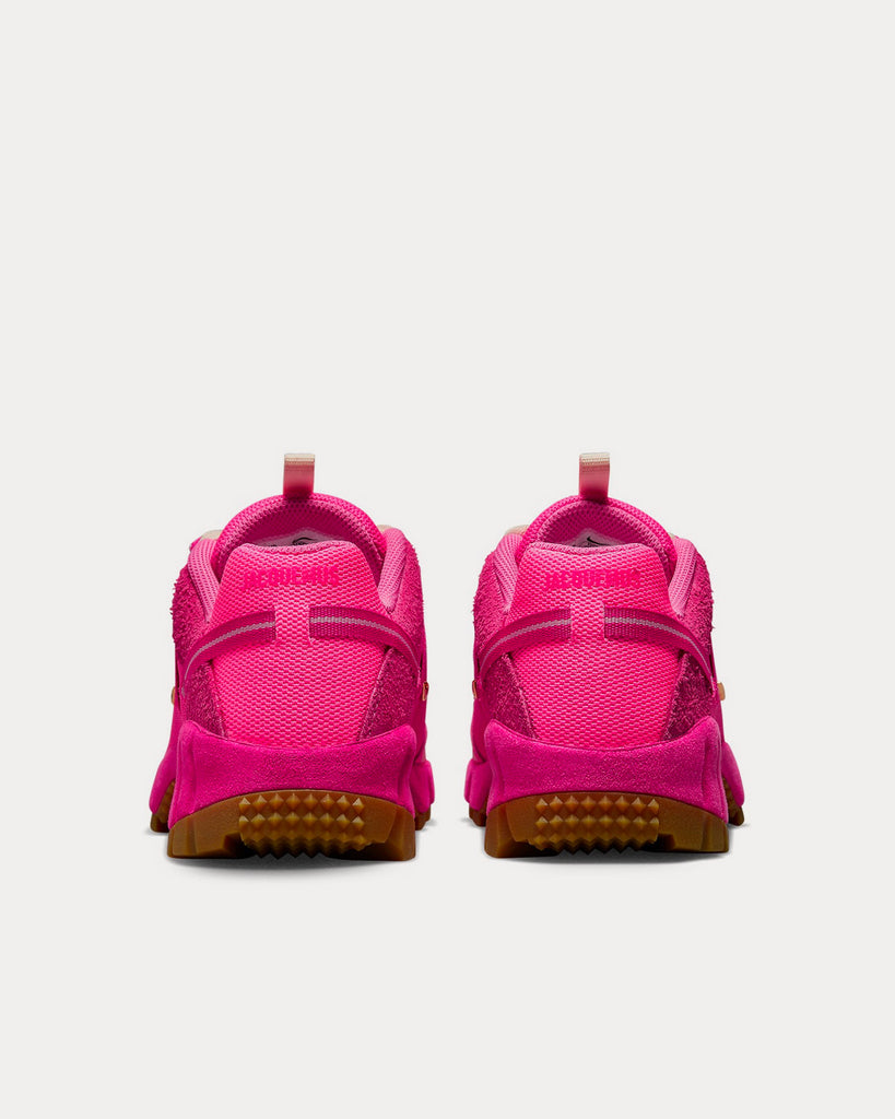 Air Humara LX Pink Low Top Sneakers