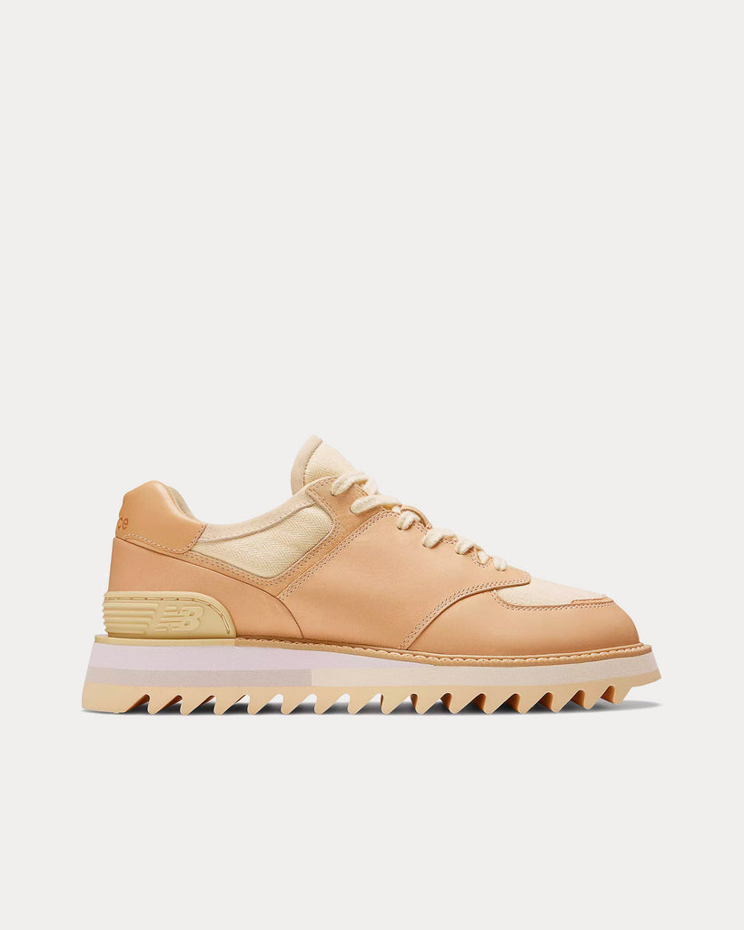 Tokyo Design Studio 574 Beige Low Top Sneakers