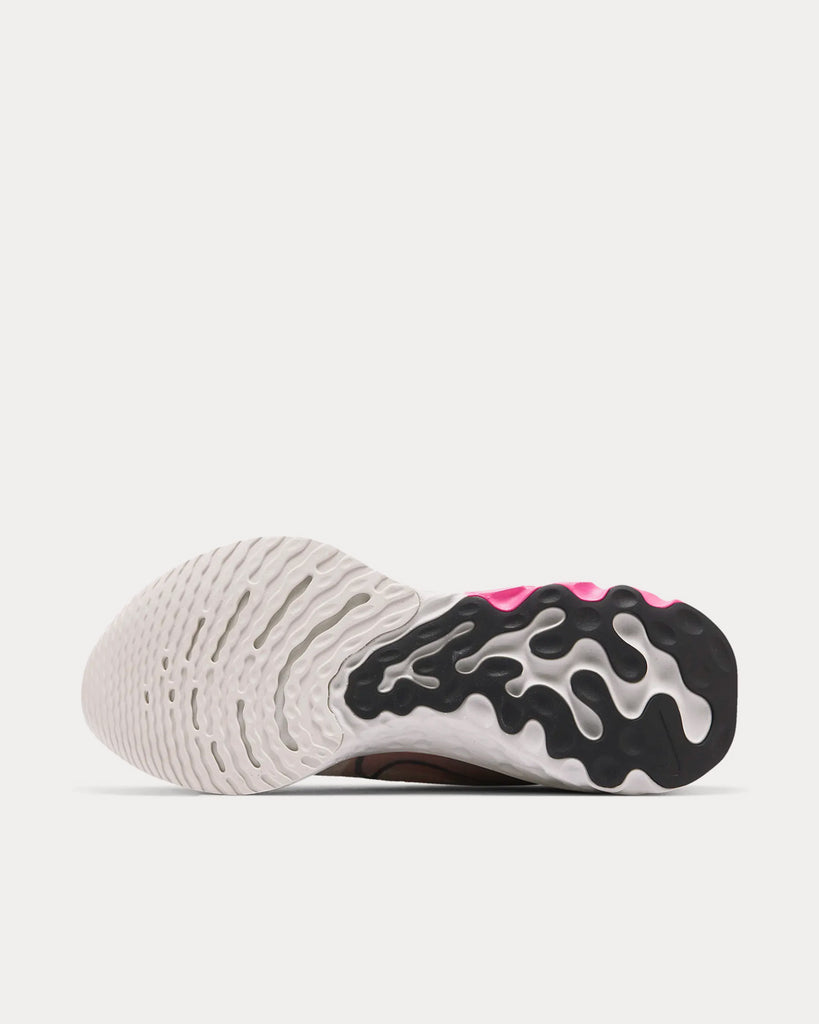 React Infinity Run Flyknit Premium Trainers