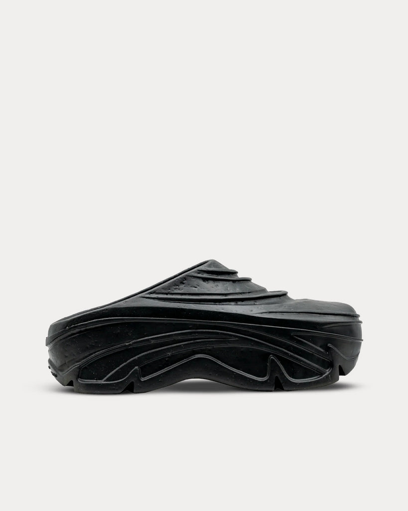 Obsidian Clogs