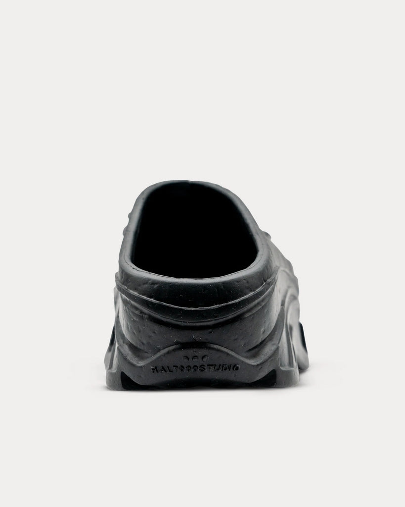 Obsidian Clogs