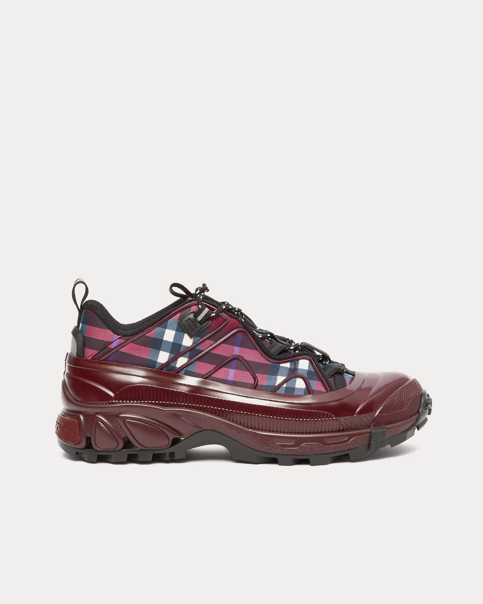 Burberry arthur sneaker precio hot sale