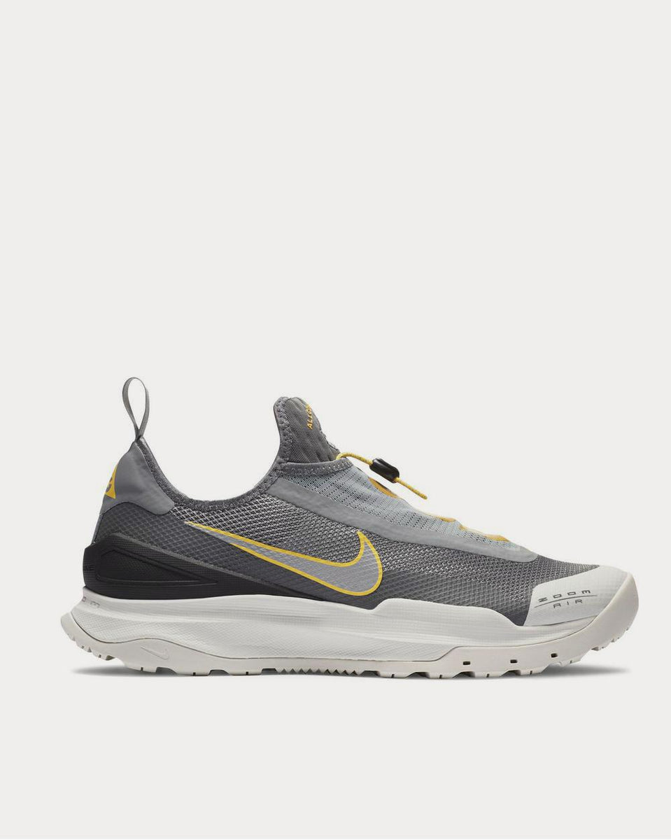 Nike ACG Zoom Air AO Rubber-Trimmed Stretch-Knit Hiking Gray