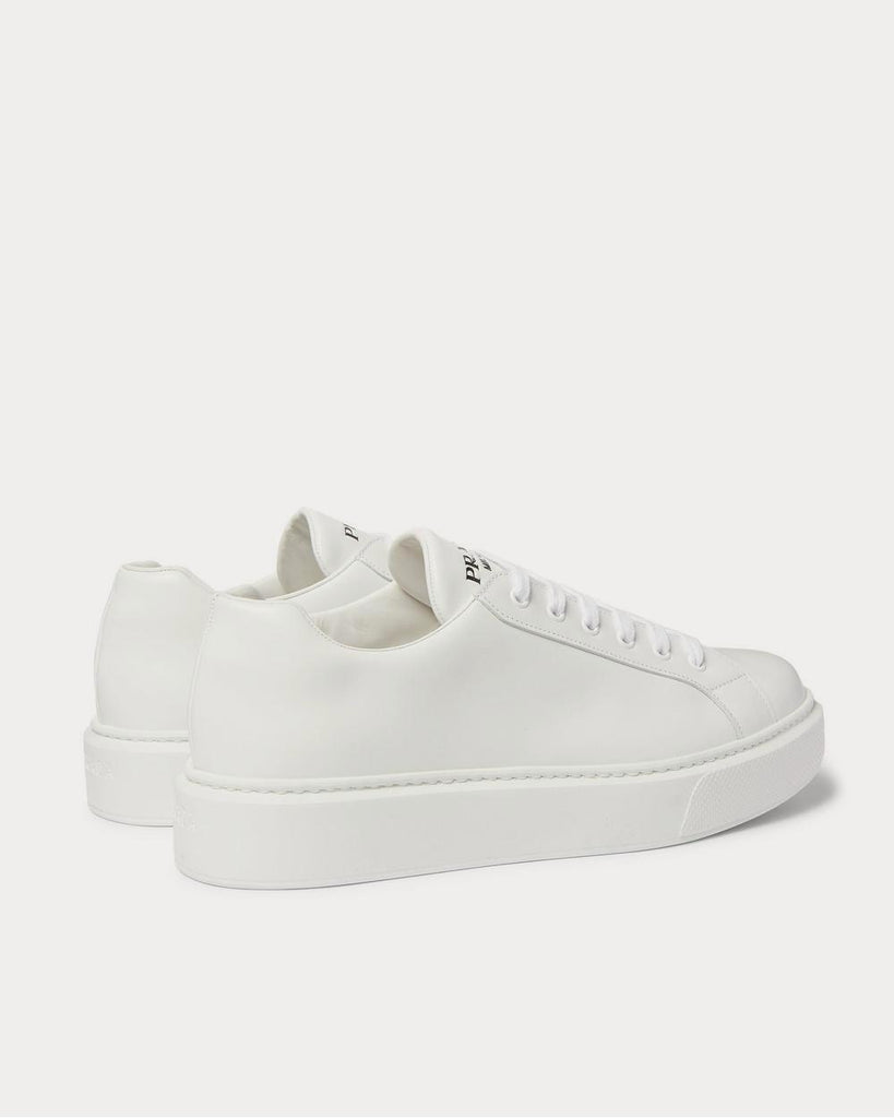 Street Eighty Leather White low top sneakers