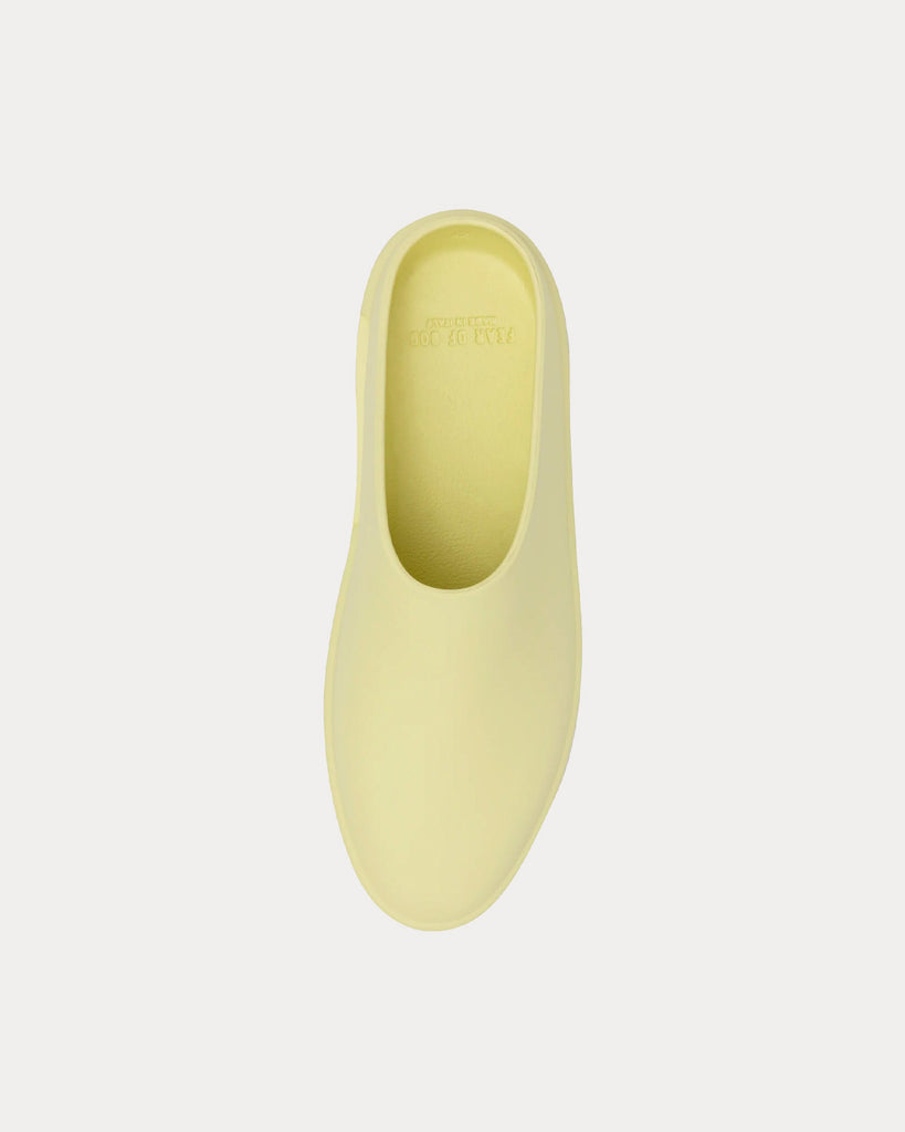 ESSENTIALS The California Canary Slip Ons