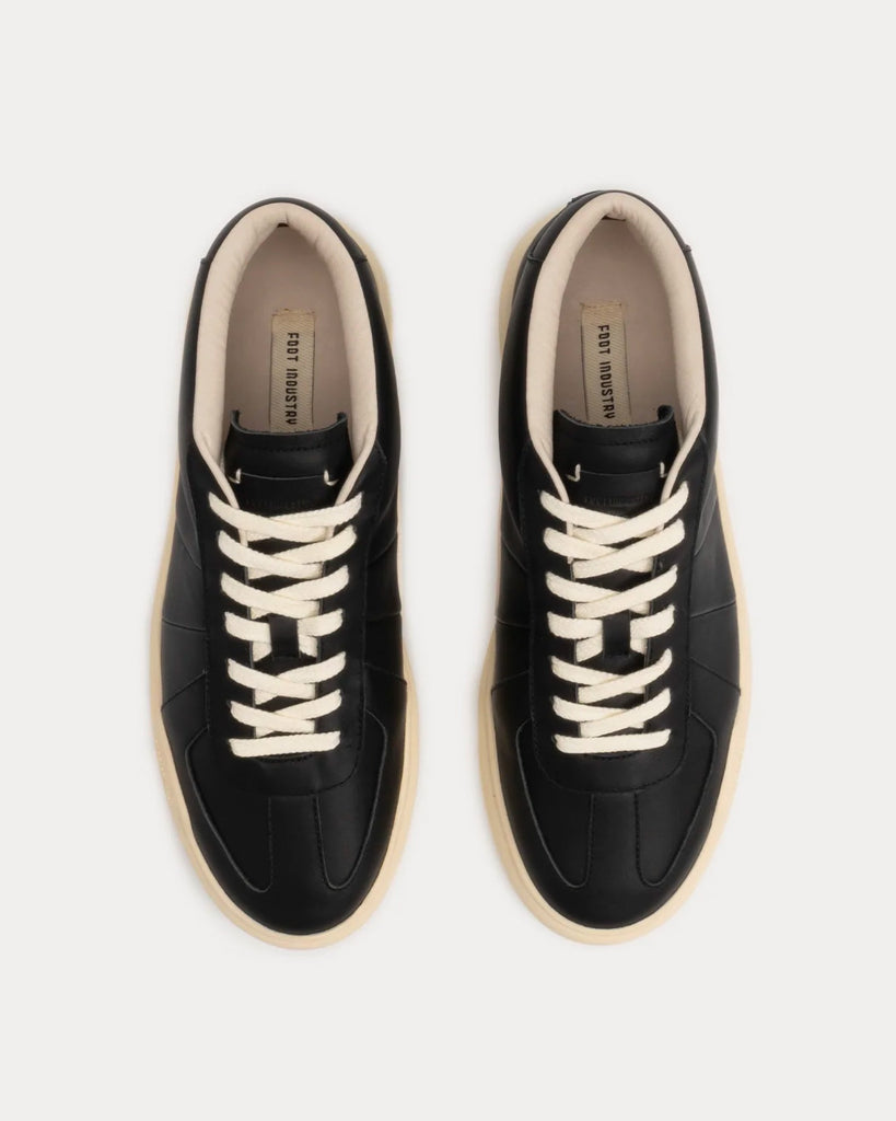 2022A/W AUA303-003 Black Mid Top Sneakers