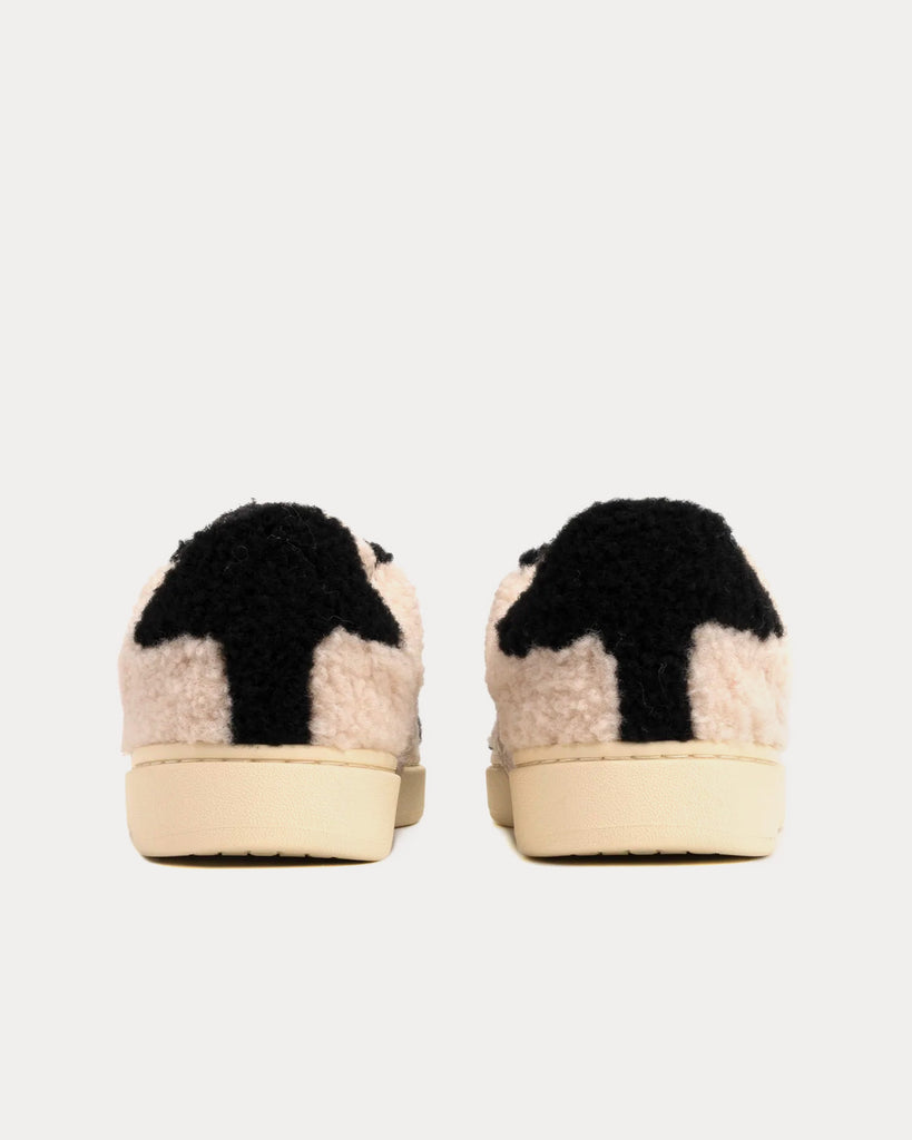 2022A/W AUA306-001 Black Low Top Sneakers