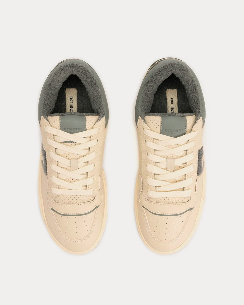 2022A/W AUA406-001 Grey Low Top Sneakers