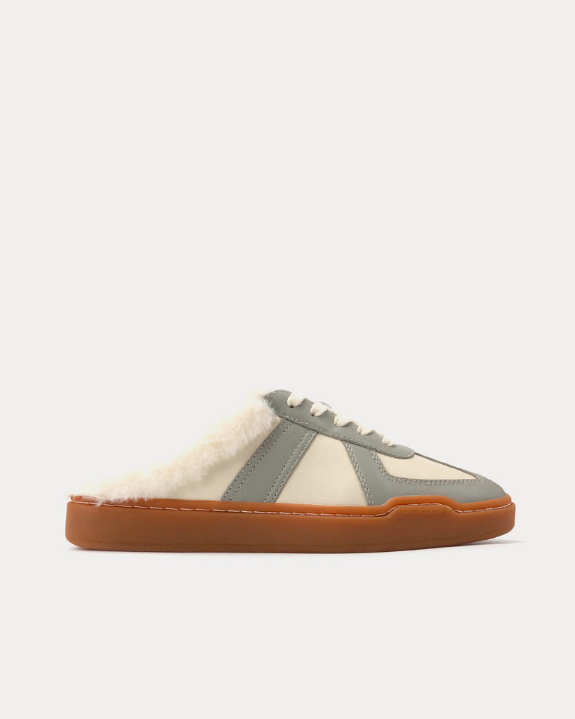2022A/W AWE001-301 Turtledove Slip On Sneakers