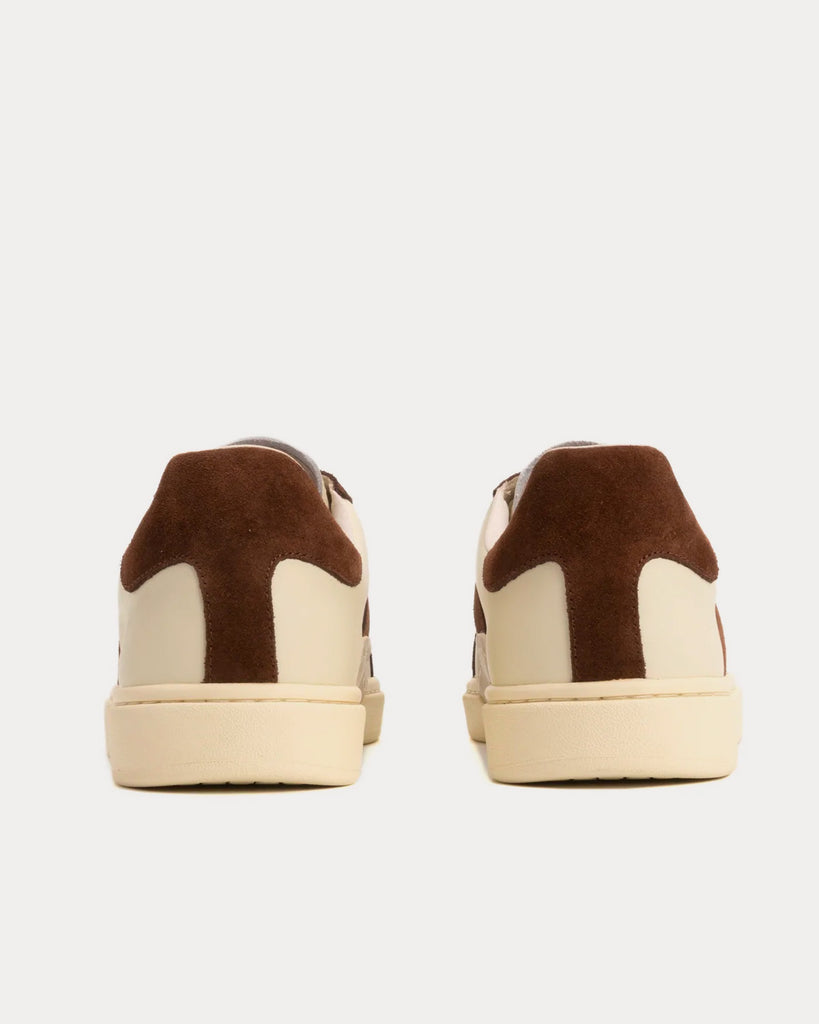 2022 a/w AUA301-003 Off-White / Brown Low Top Sneakers