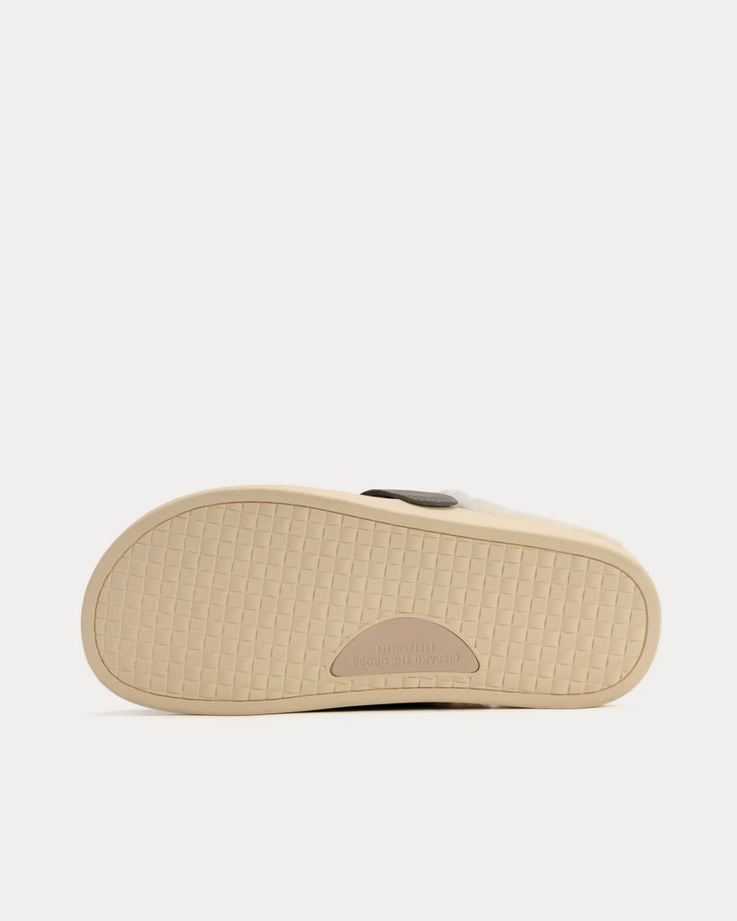 2022 a/w AUE003-001 Grey Slip On Sneakers