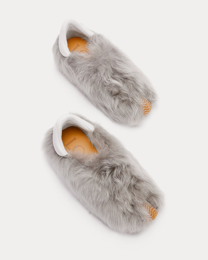 Flow Runner in Shearling Light Grey Slip On Sneakers
