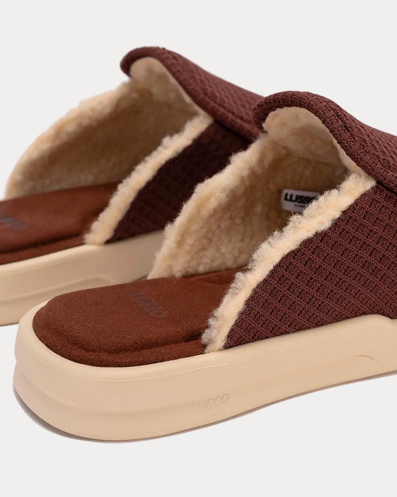 Esto Rootbear Waffle Sherp / Shortbread Slip Ons