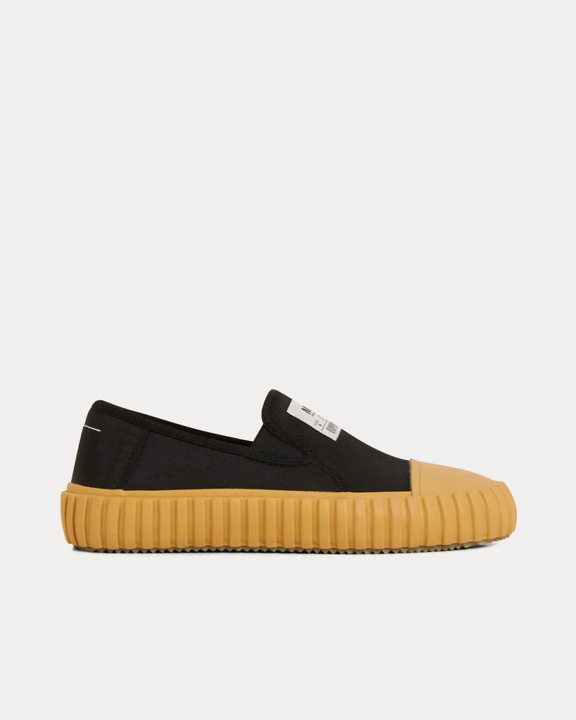 Vulcanized Black Low Top Sneakers