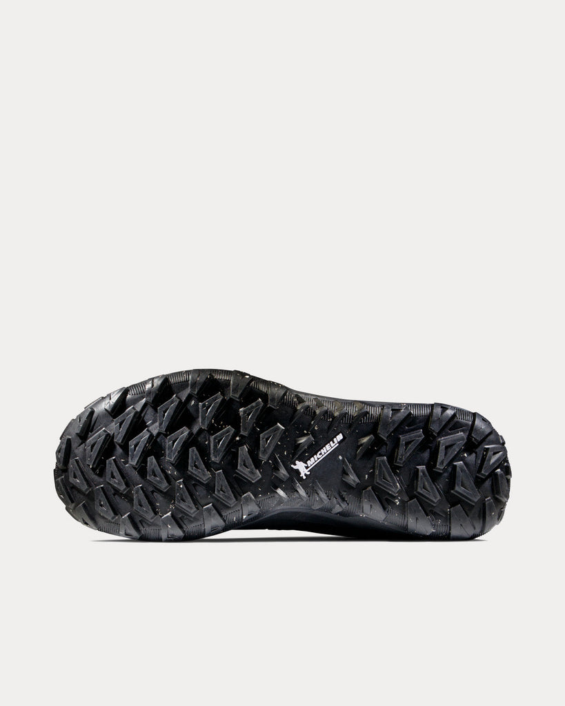 Ultimate III Low GTX Black Running Shoes