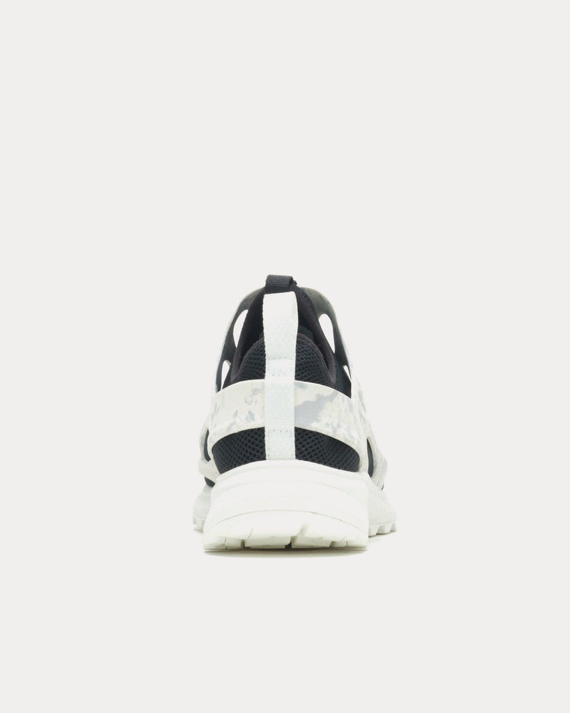 Hydro Runner White / Black Slip On Sneakers