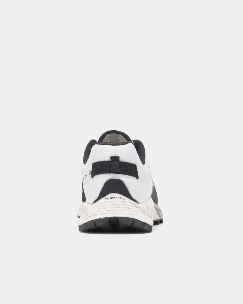 MTL Long Sky 2 White / Black Running Shoes