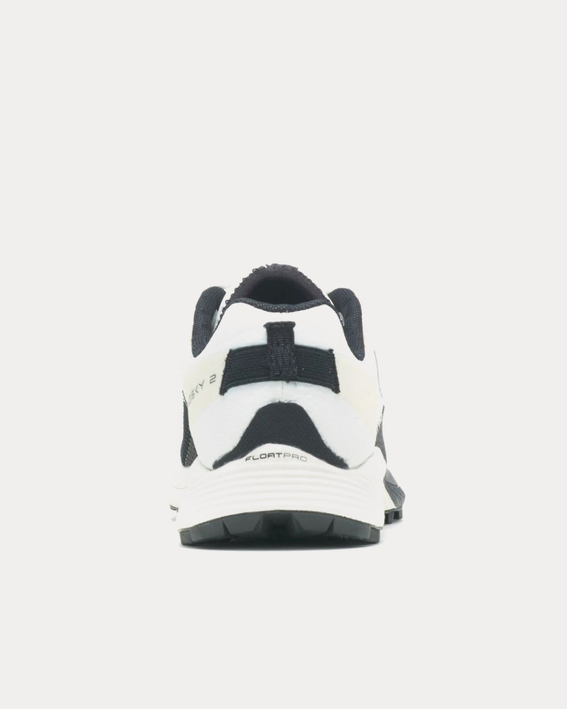 MTL Long Sky 2 Black / White Running Shoes