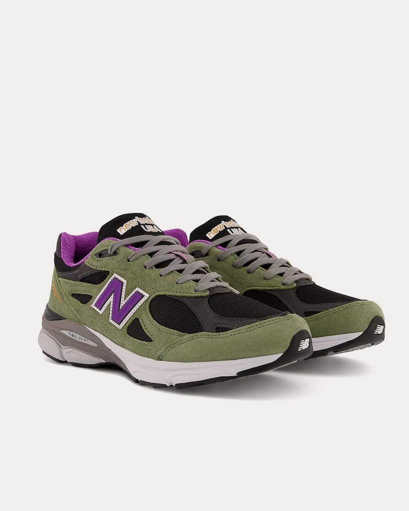 MADE in USA 990v3 Olive leaf with black Low Top Sneakers