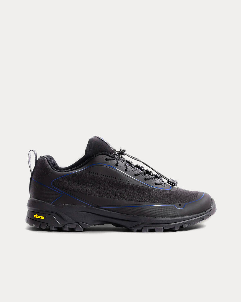 ARKTISK Lace Up Runner Black Running Shoes