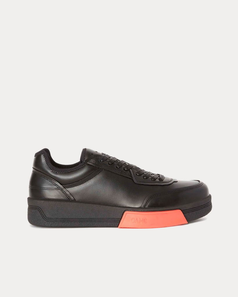 Cosmo Black Low Top Sneakers