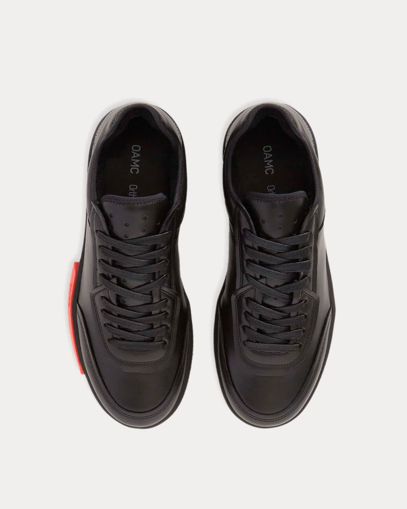 Cosmo Black Low Top Sneakers