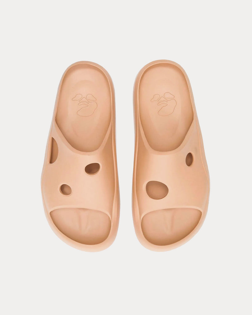 Meteor Cut-Out Camel Brown Slides
