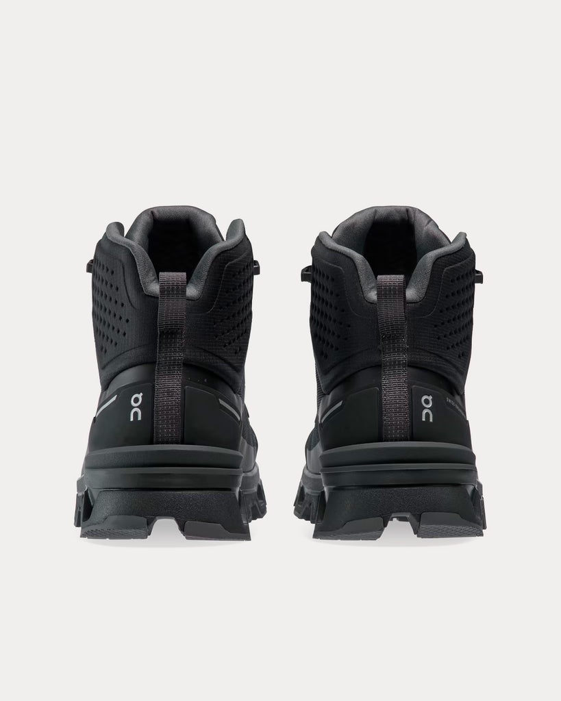 Cloudrock 2 Waterproof Black / Eclipse Running Shoes
