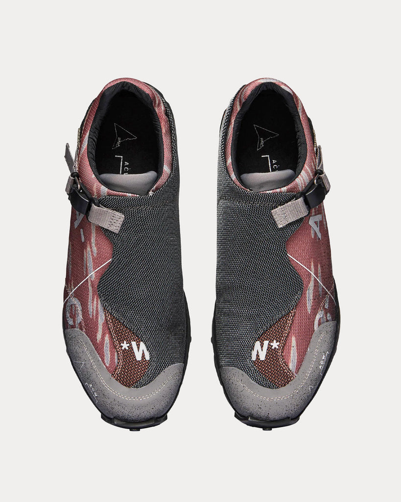 Minaar Burnt Red / Black Low Top Sneakers