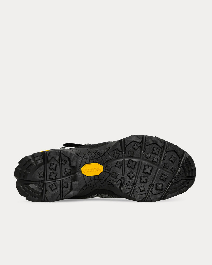 Minaar Black Low Top Sneakers