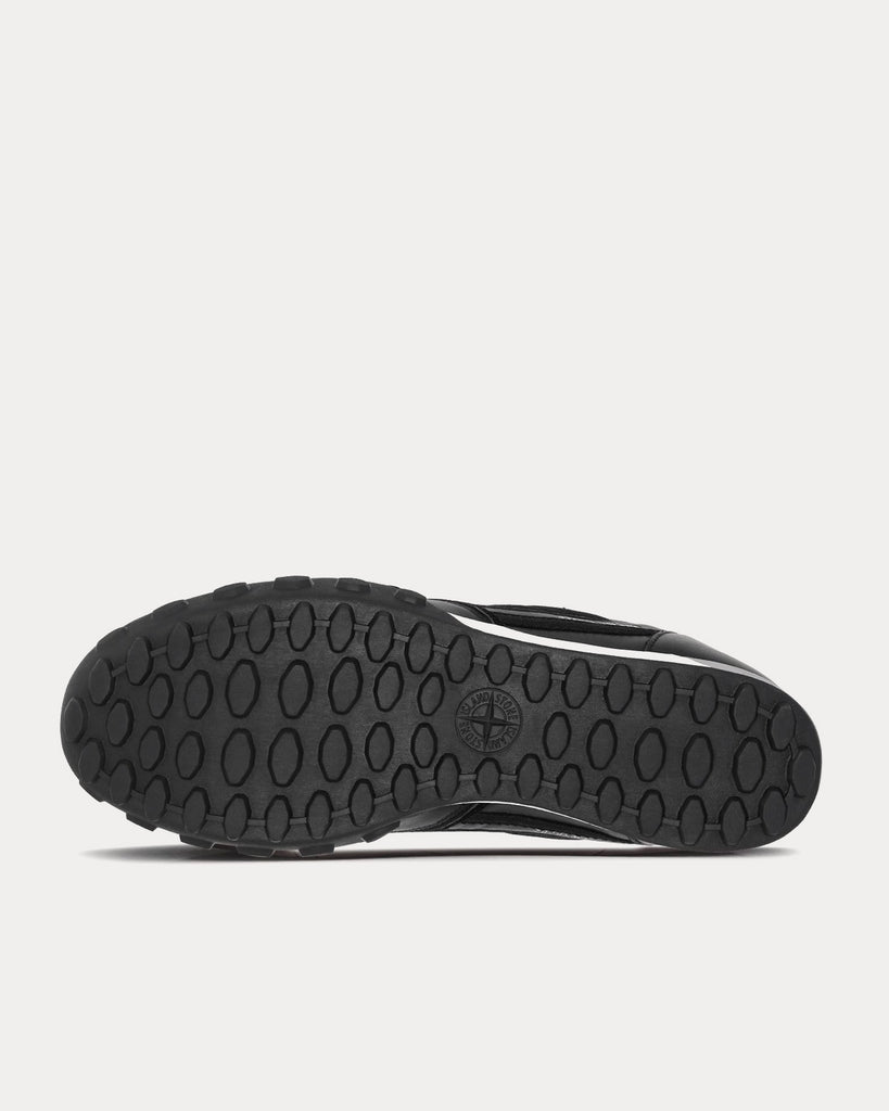 S0202 Black Low Top Sneakers