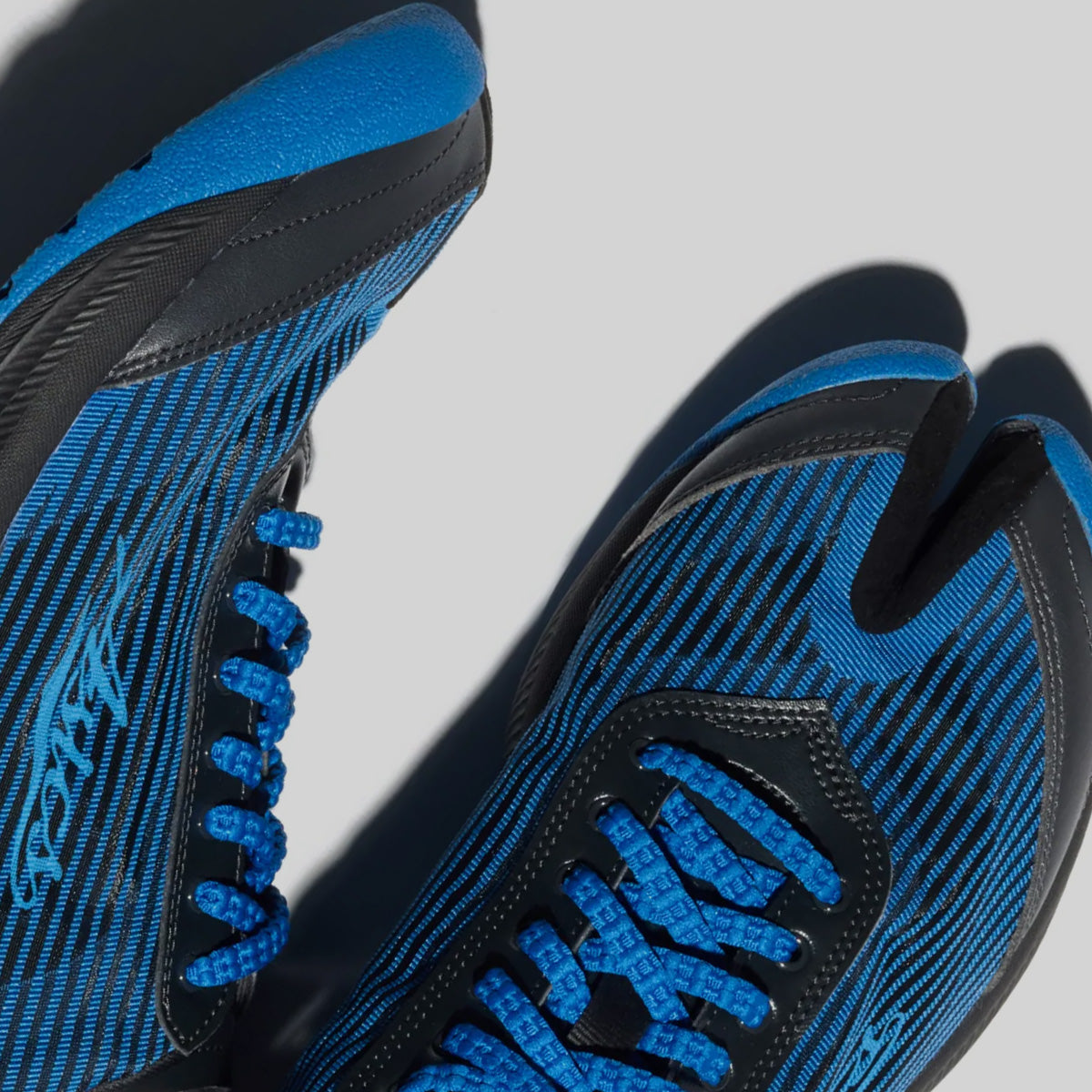 Asics x Kiko Kostadinov ILARGI FF Tabi Sneakers & Trainers - Shop