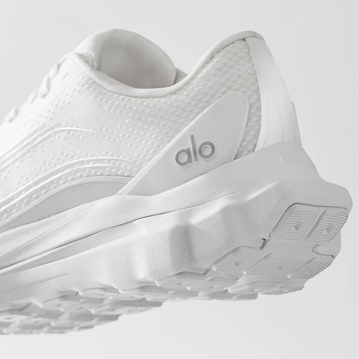 Alo Yoga Collection