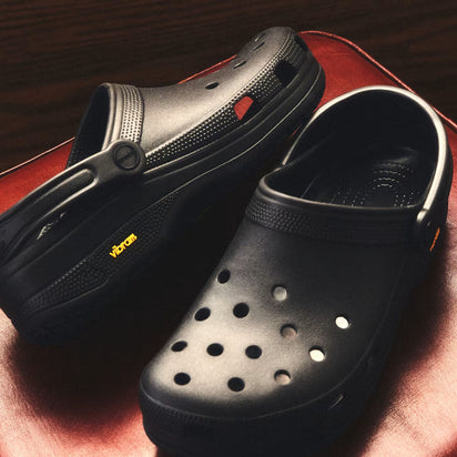 Crocs Classic EXP Clogs