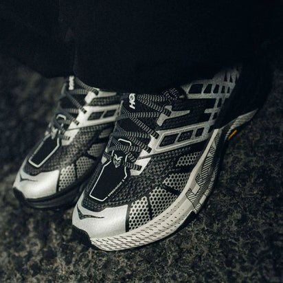 HOKA Speedgoat 2 Running Shoes