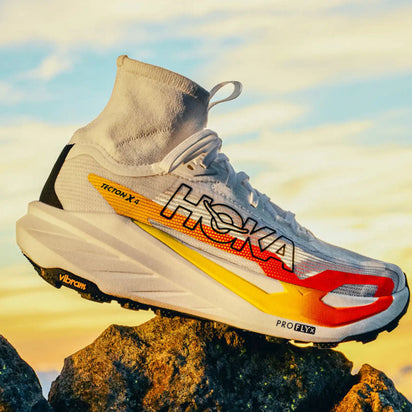 HOKA Tecton X 4 Running Shoes