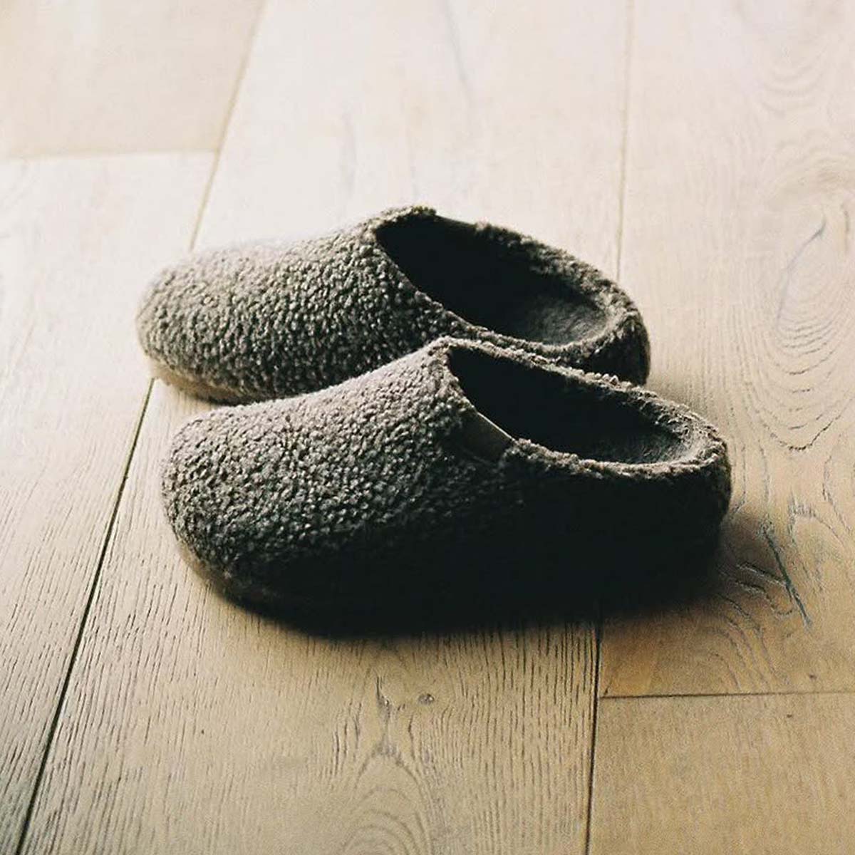 House Shoes & Slippers Collection