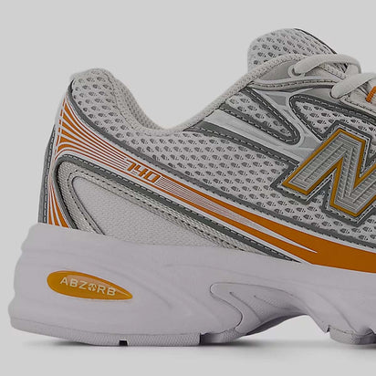 New Balance 740 Sneakers