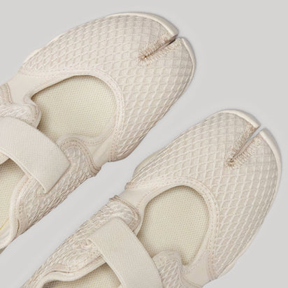 Nike Air Rift Sneakers