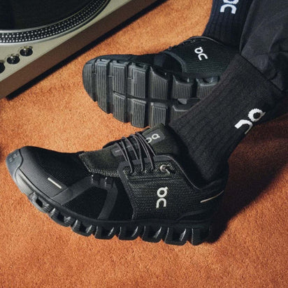 On Running Cloud 6 Sneakers