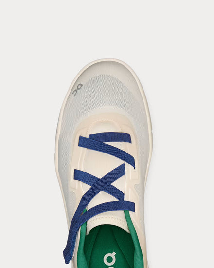 On Running Cloudnova Moon Dew / Spruce Slip On Sneakers - 5