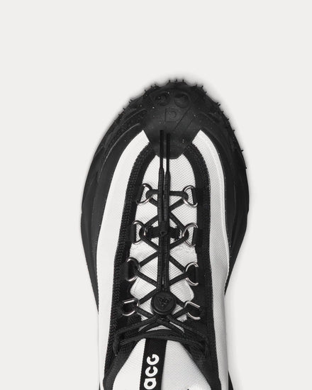 Nike x Comme des Garçons Homme ACG Mountain Fly 2 Black / White Low Top Sneakers - 5