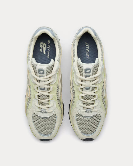 New Balance x Auralee 204L Plaza Taupe / White Jade Low Top Sneakers - 2