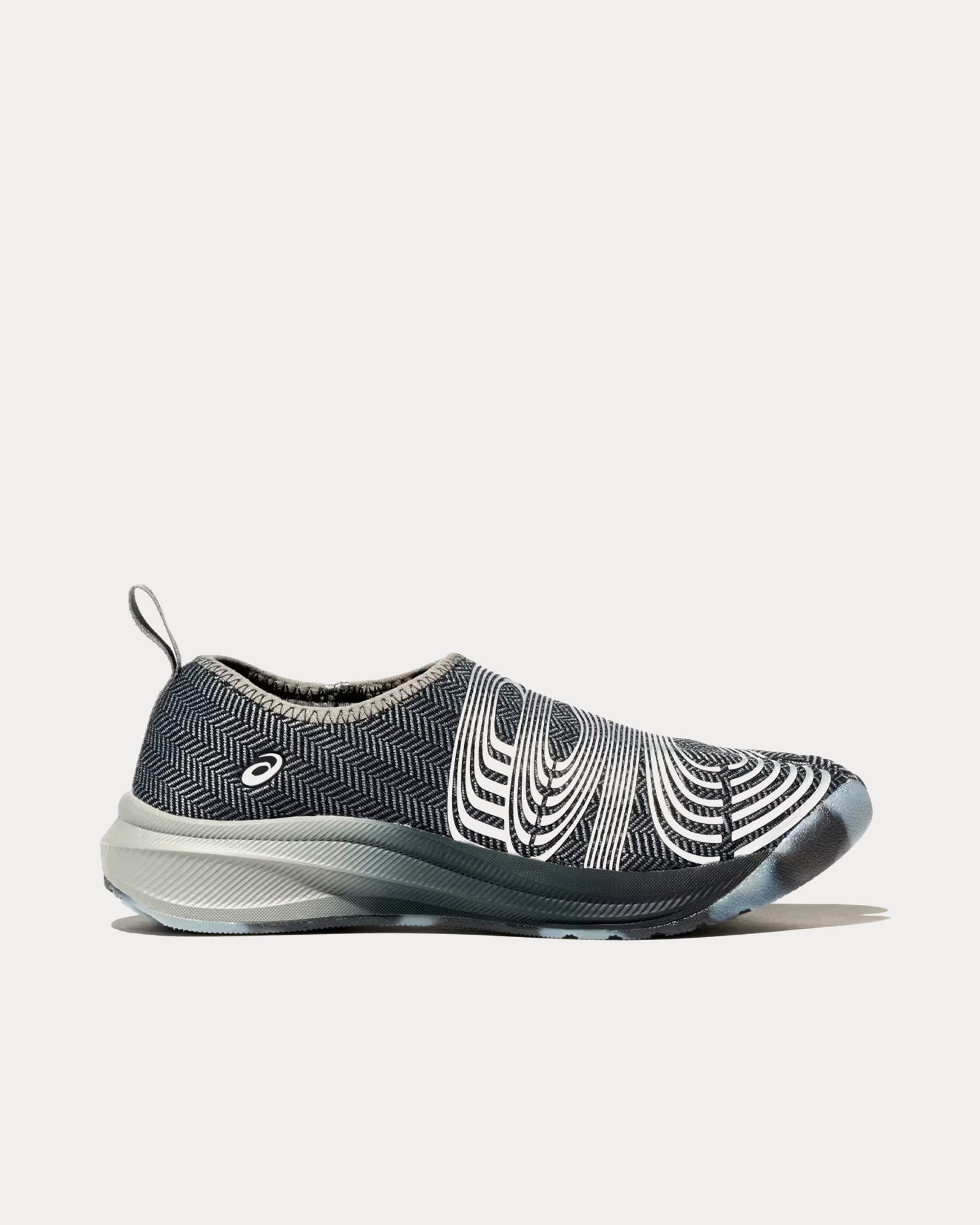 Asics x Kiko Kostadinov Unisex LYASA FF Tabi Carbon / Pure Silver