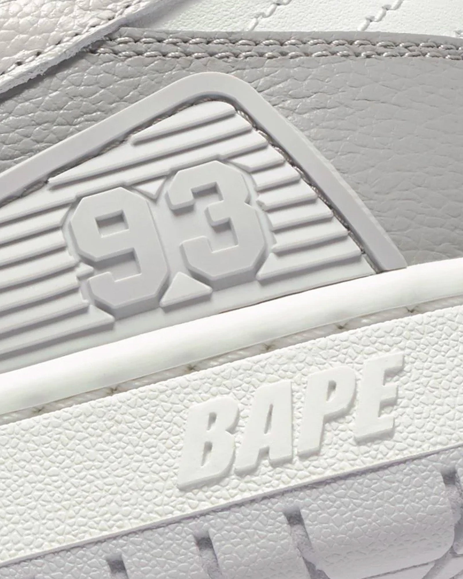 A Bathing APE - Bape Sk8 Sta #5 Grey / White Low Top Sneakers