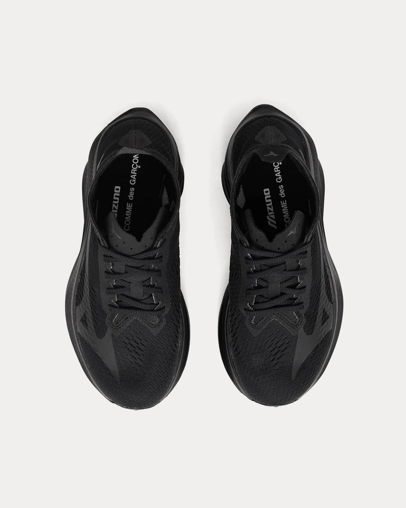Mizuno x Comme des Garçons Unisex Wave Rebellion Pro 3 Black